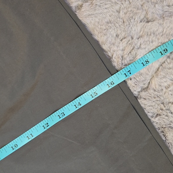 Athleta Grey/Green Skort, Women's Size 12, Great Condition - Picture 4 of 10